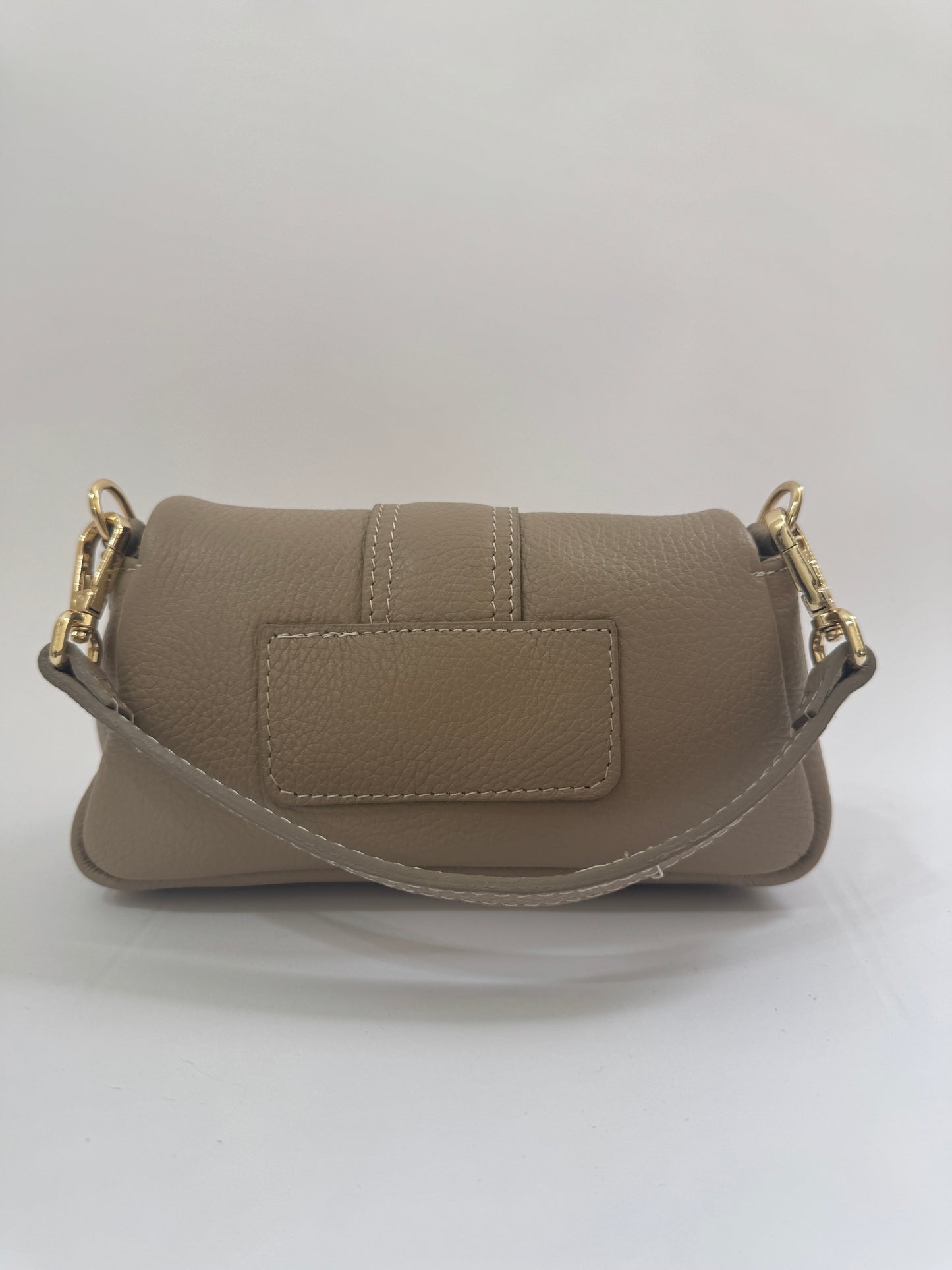 PUFFY TAUPE