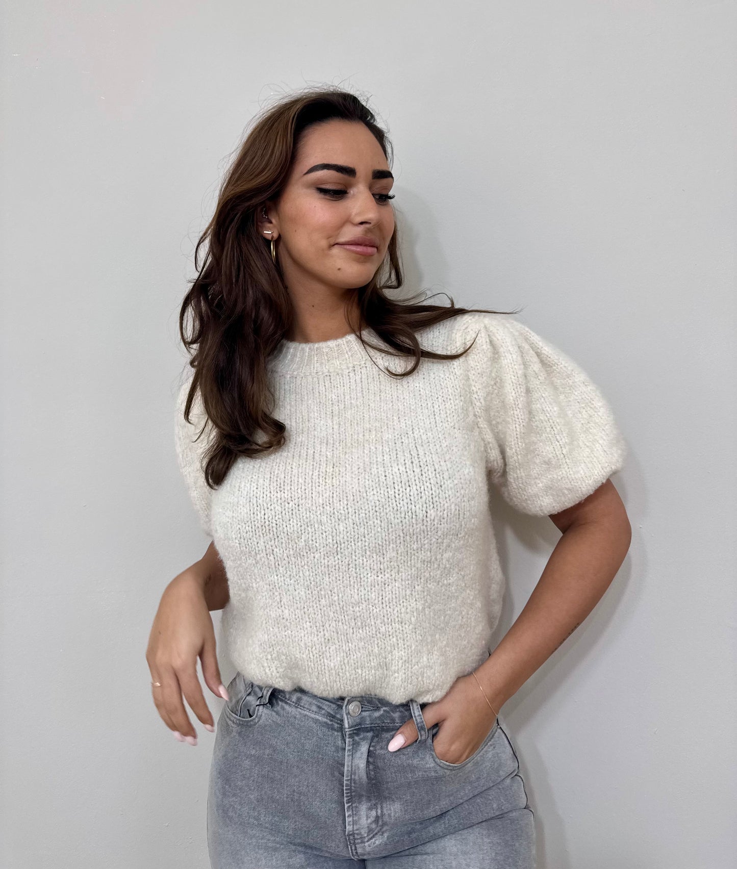 CHIC CREME SHIRT MET POFMOUW